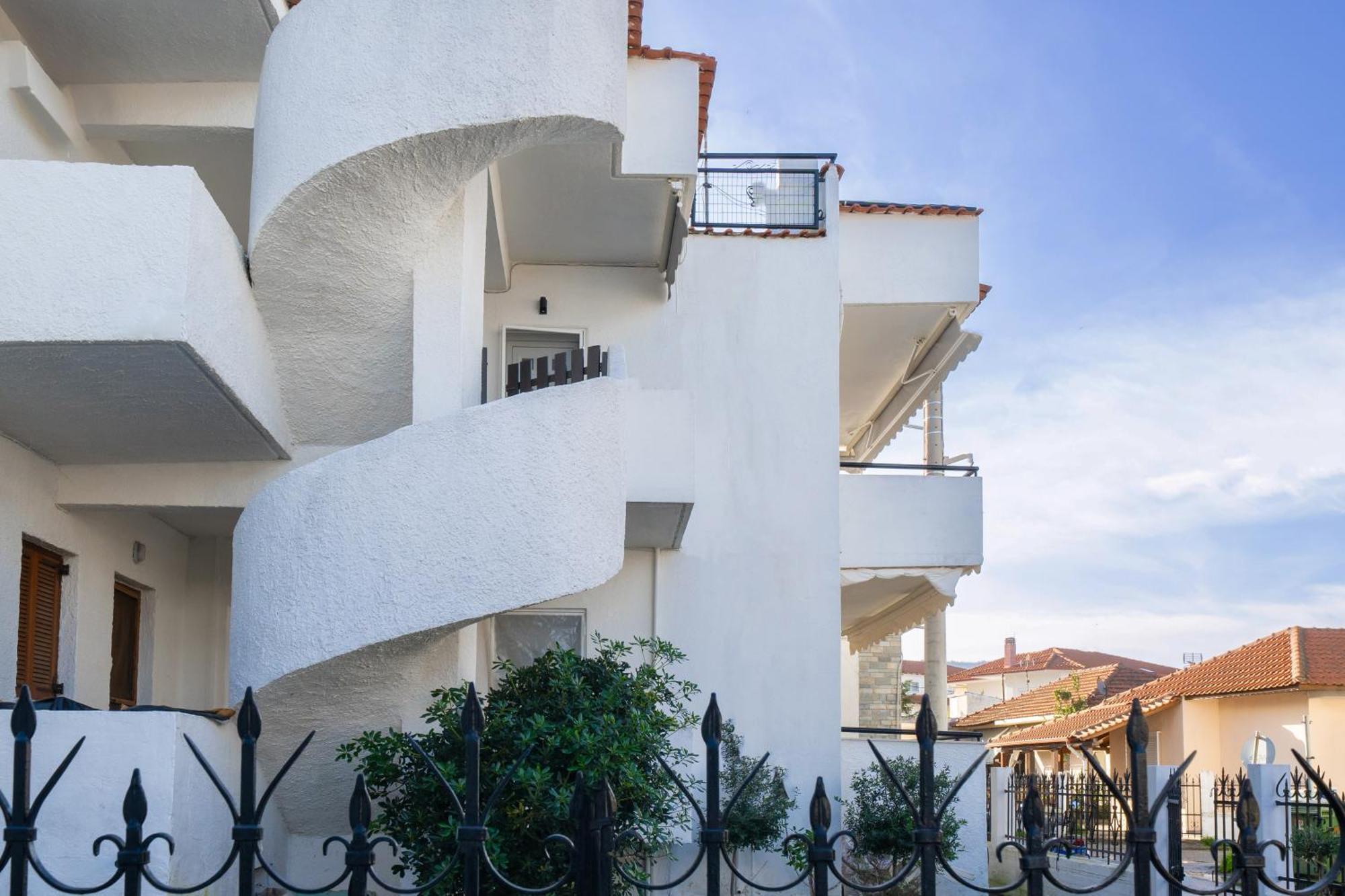 Poline Apartment Olympiada Ngoại thất bức ảnh